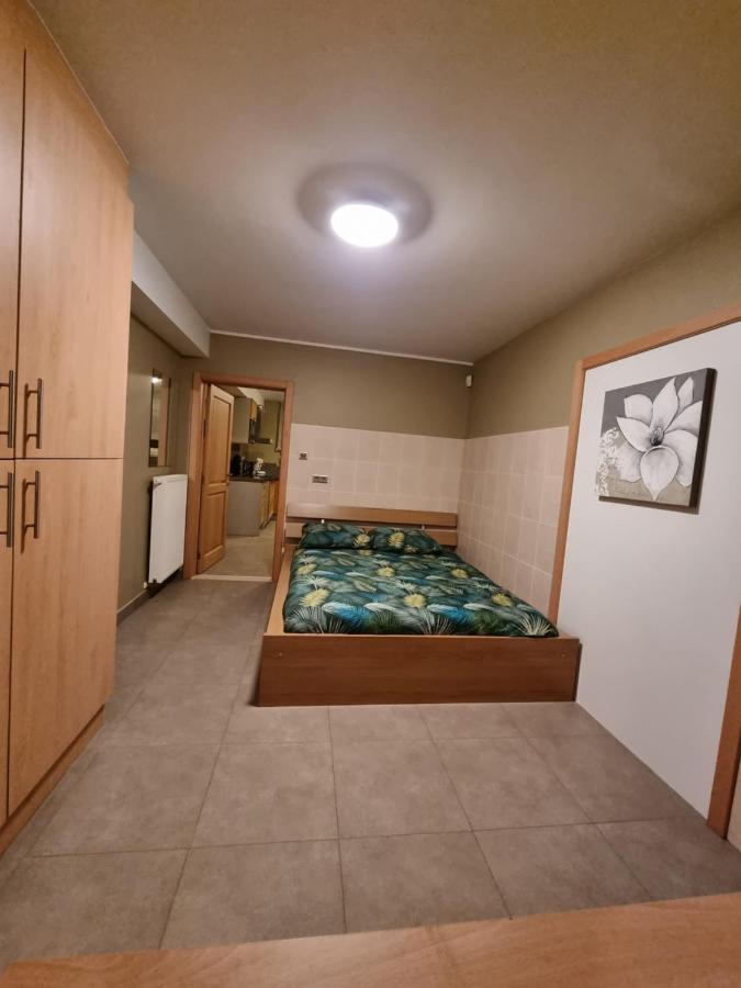 Susberg 3 Luxe Verblijf Met Zwembad En Sauna NeerNeerpelt Exterior photo