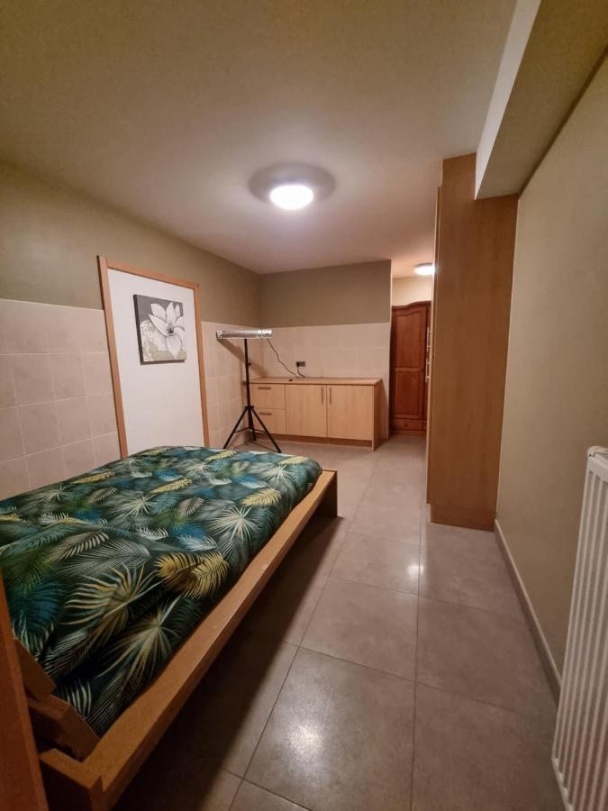 Susberg 3 Luxe Verblijf Met Zwembad En Sauna NeerNeerpelt Exterior photo